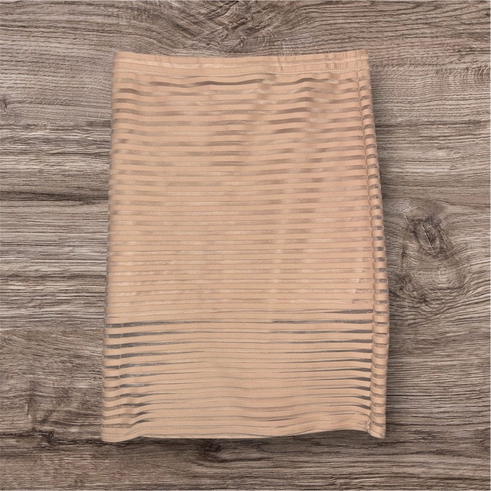 Elegant mesh Tan pencil Skirt